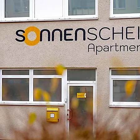 Sonnenschein & מלון