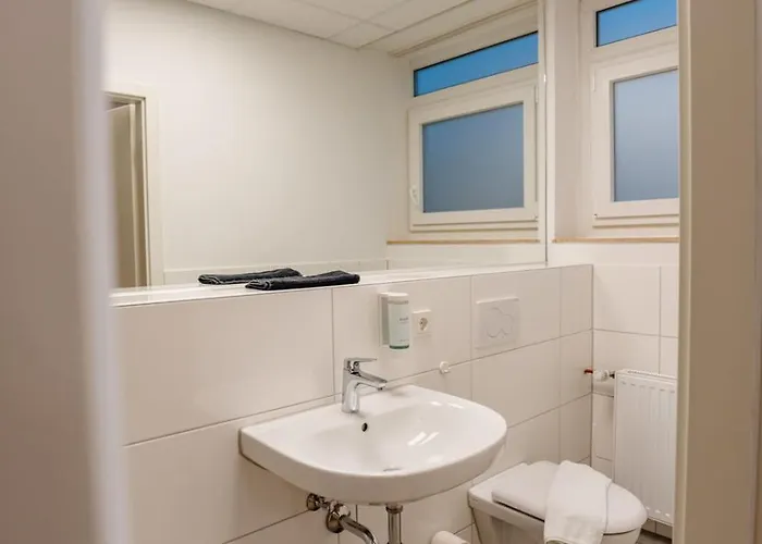 Sonnenschein & Otel 3*